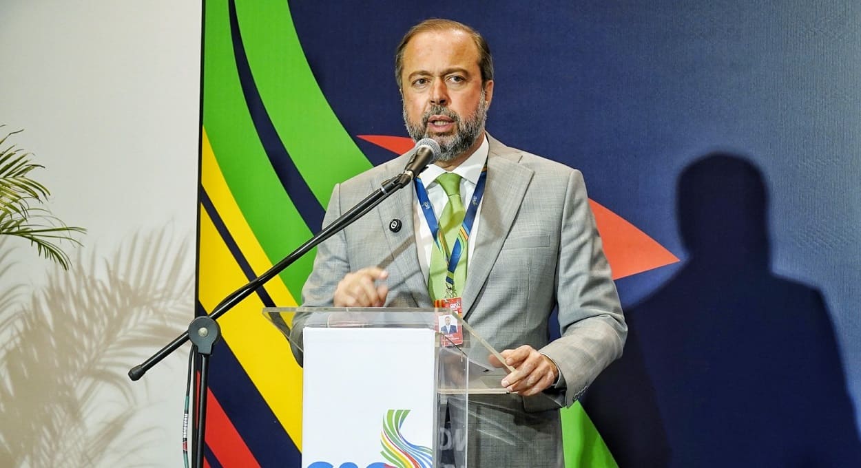Em Foz, ministro Alexandre Silveira enfatiza poder das hidrelétricas
