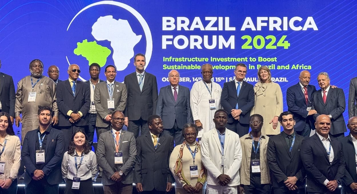Itaipu pode contribuir para a transição energética de países da África