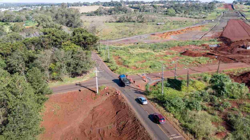 Avenida Maria Bubiak terá operação pare e siga por obras da perimetral