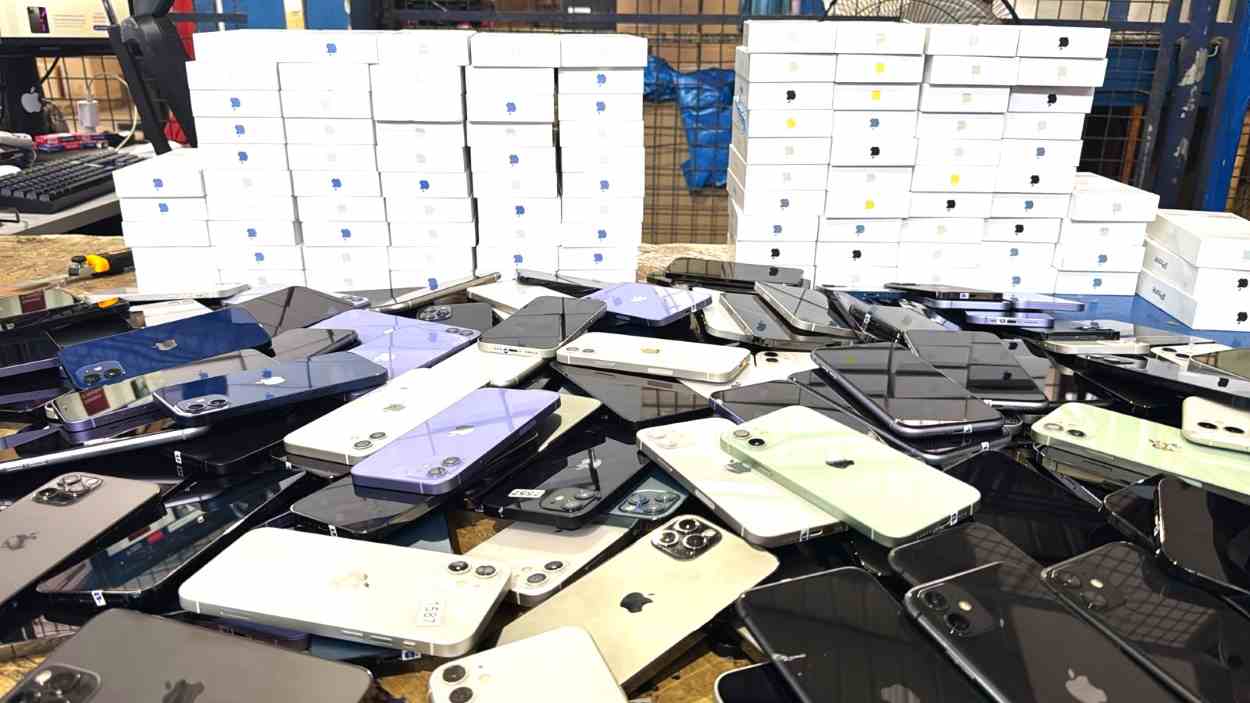 Operação confisca R$ 1 milhão em celulares e eletrônicos em Foz do Iguaçu