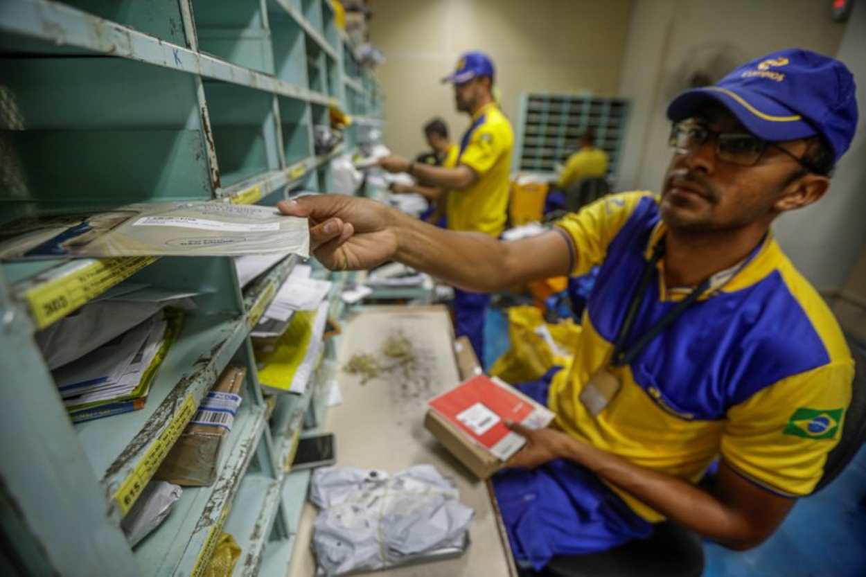 Concurso público dos Correios abre 3.500 vagas e salários até R$ 6,8 mil