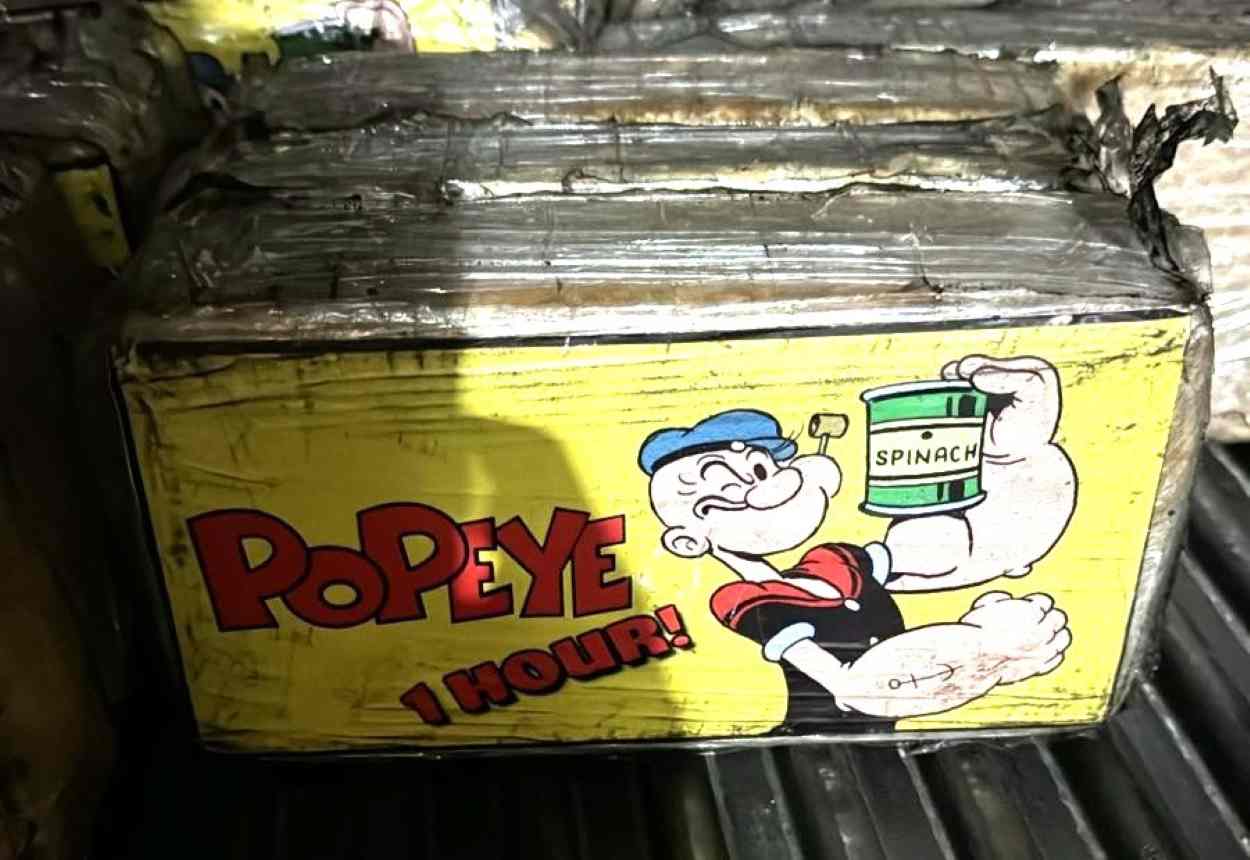 PF prende motorista com mais de 250 quilos de crack em pente-fino na BR-277