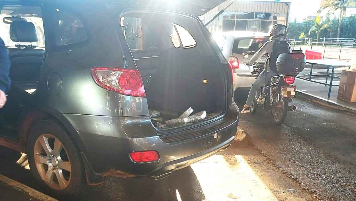 Casal é preso com carga de crack na Ponte Amizade indo para Cascavel