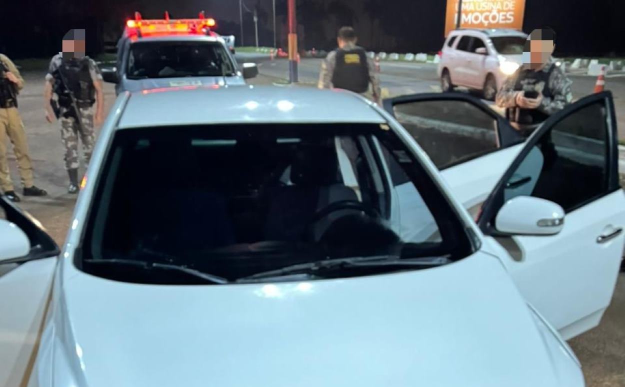Motorista foge de fiscalização na Ponte da Amizade, mas é preso com carga de droga