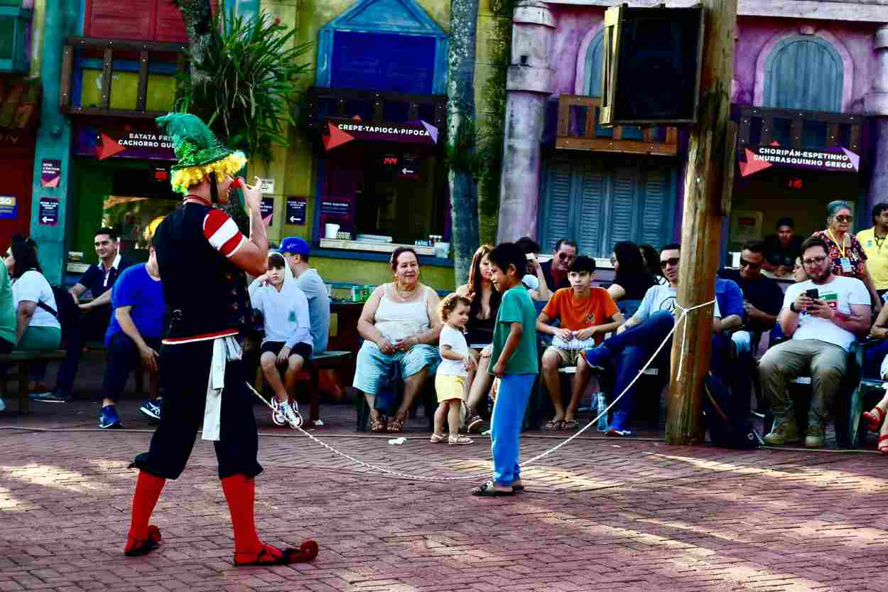 Marco das Três Fronteiras tem festa das crianças neste domingo à tarde