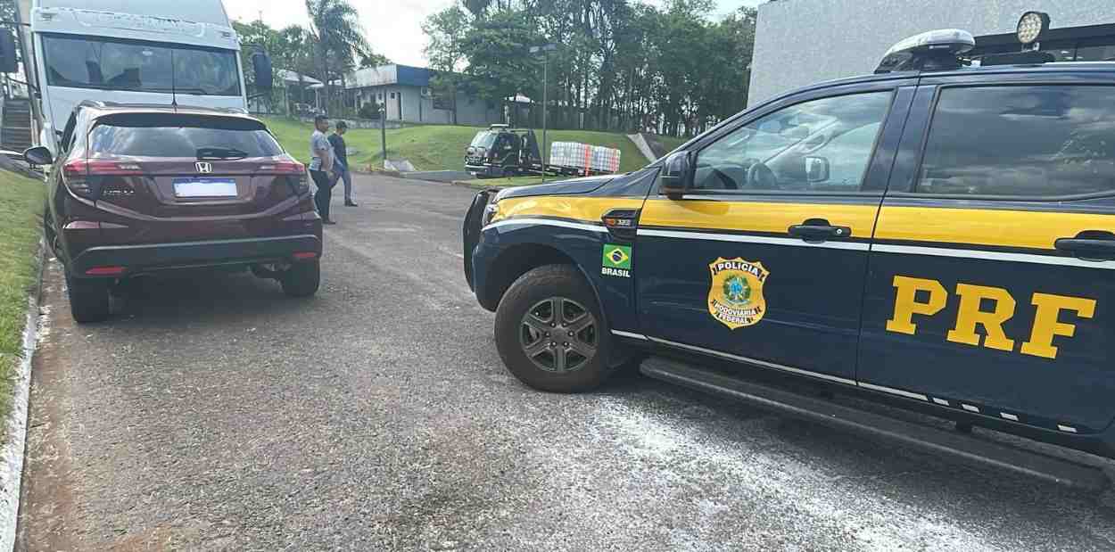 Motorista pula de veículo roubado em movimento na BR-277 e vai parar no hospital