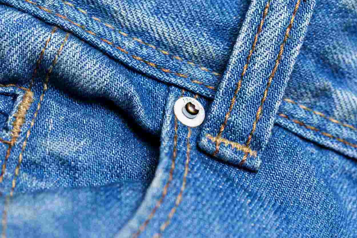 Outlet do jeans em Foz do Iguaçu alia marcas famosas e preços acessíveis