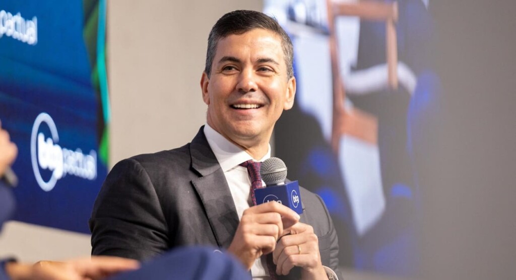 Presidente do Paraguai convida brasileiros a investir no país