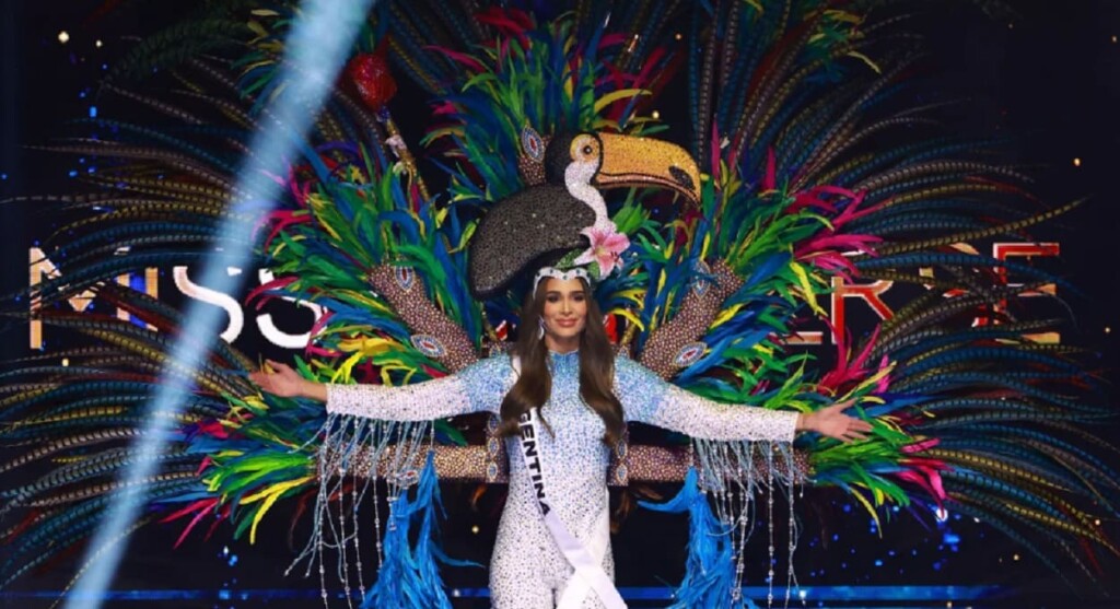 Miss Universo: argentina usa traje inspirado nas Cataratas do Iguaçu