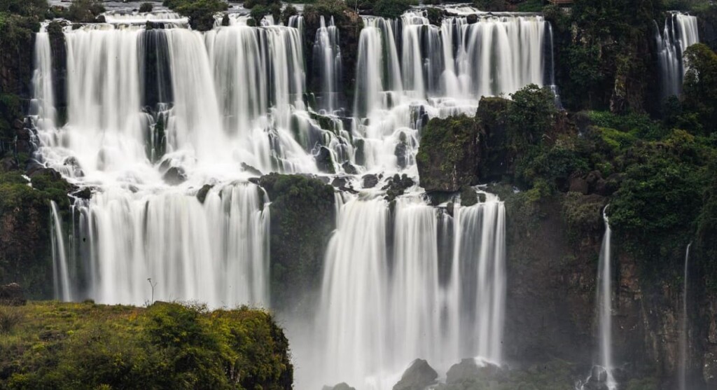 Parque Nacional do Iguaçu terá horário ampliado nesta quarta (20)