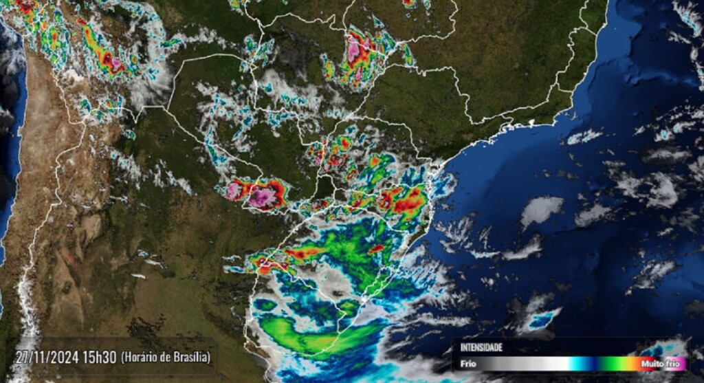 Foz do Iguaçu tem alerta de tempestade até as 12h de quinta-feira (28)