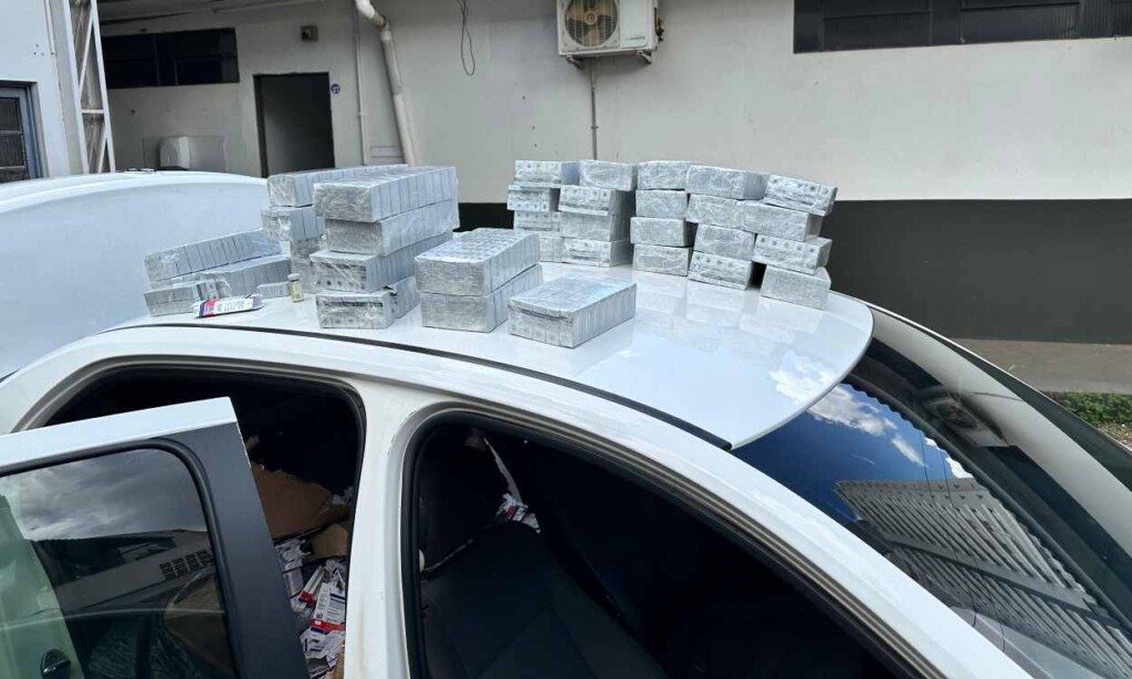 Operação prende ‘batedor’ e motorista de carro com R$ 280 mil em anabolizantes