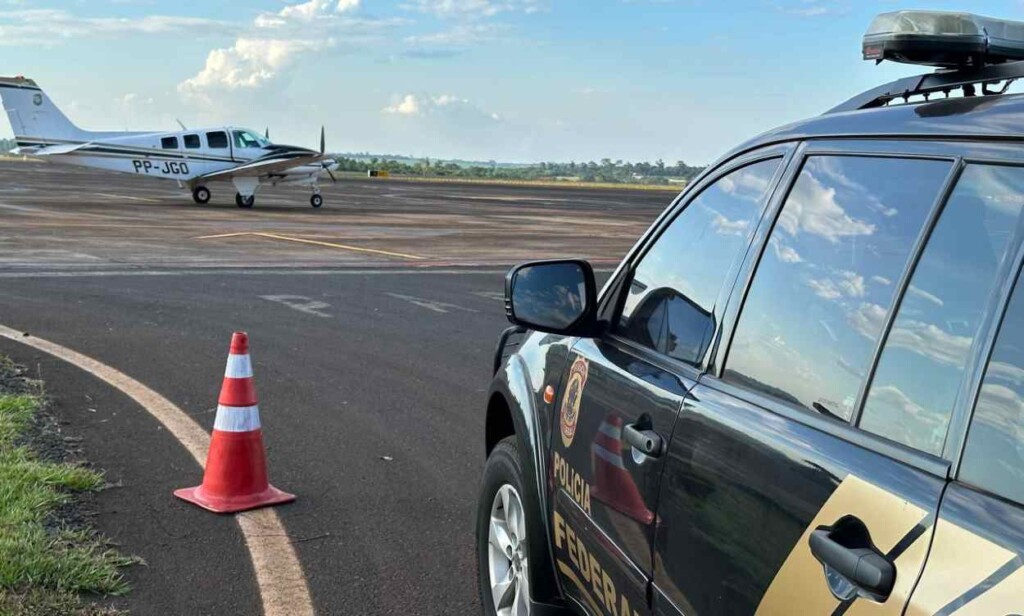 PF em Foz do Iguaçu extradita homem procurado pela Interpol