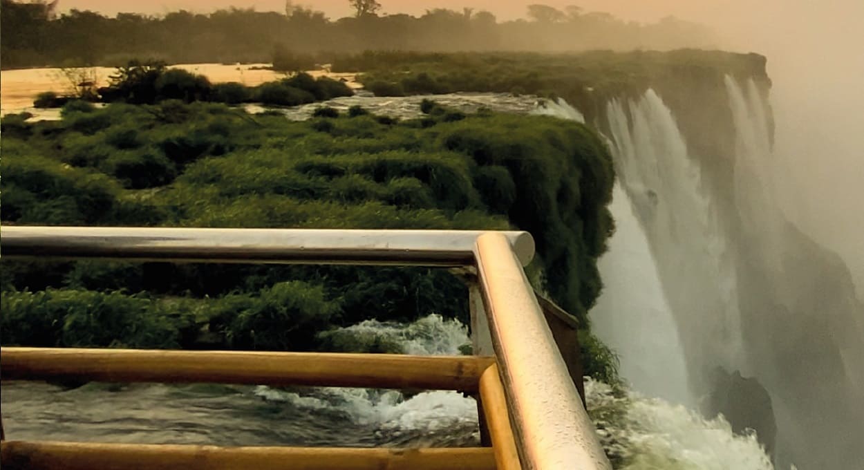 Garganta do Diabo: passarela argentina das Cataratas está fechada neste domingo