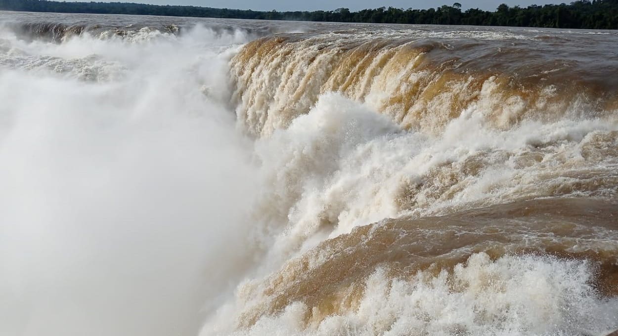Cataratas do Iguaçu: passarela da Garganta do Diabo segue fechada na Argentina