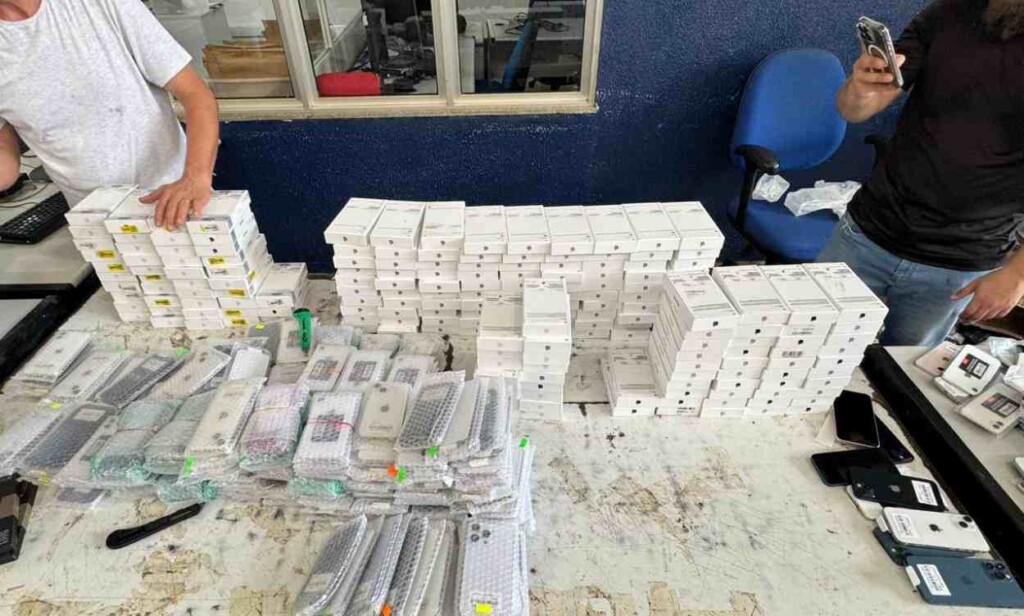 PF confisca carga de celulares estimada em mais de R$ 1 milhão na fronteira