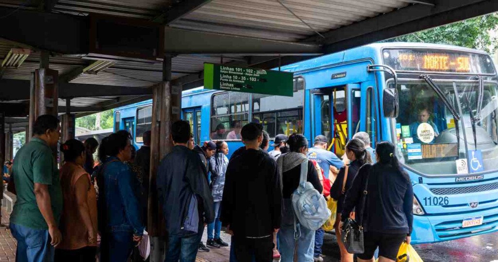 Transporte coletivo e Estarfi: como serão os serviços no fim de ano