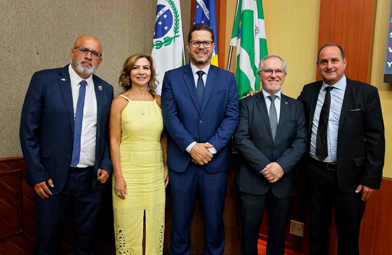 Presidente da Câmara, Debrito promete ‘relação republicana’ com a prefeitura