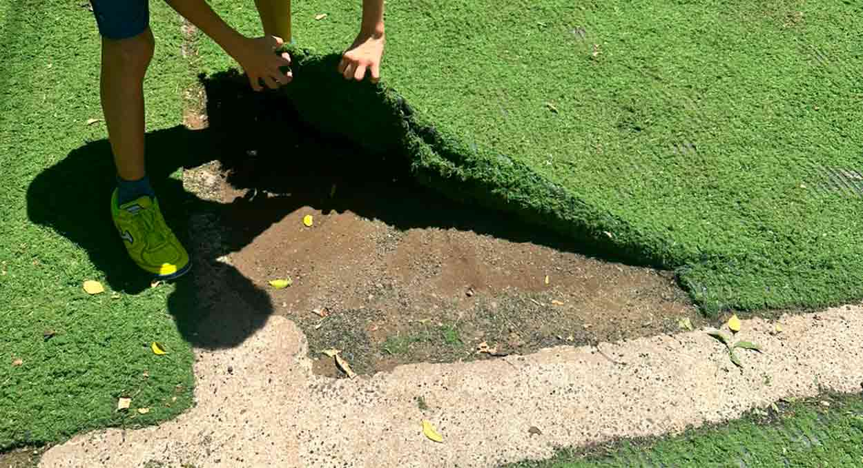 Moradores reclamam das condições das quadras da Avenida Paraná