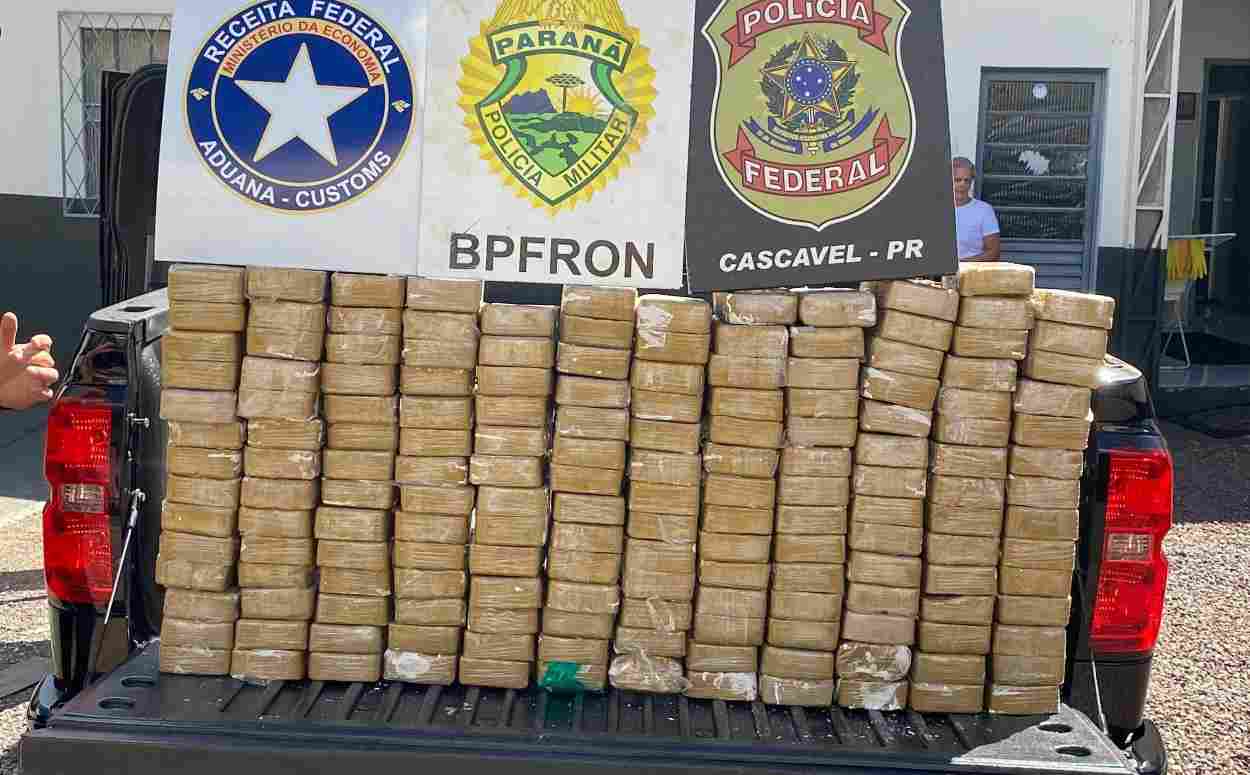 Operação intercepta caminhonete do Paraguai com 170 quilos de crack