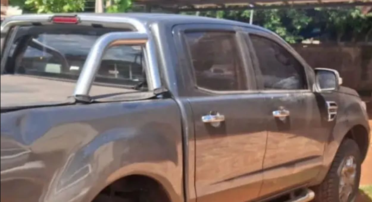 Caminhonete furtada em Minas Gerais é recuperada no Paraguai