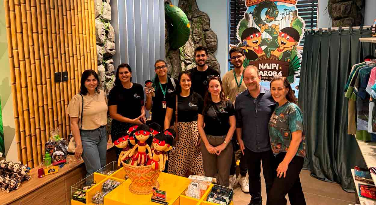 Empresa leva curiosidades sobre Naipi e Tarobá para o público infantil