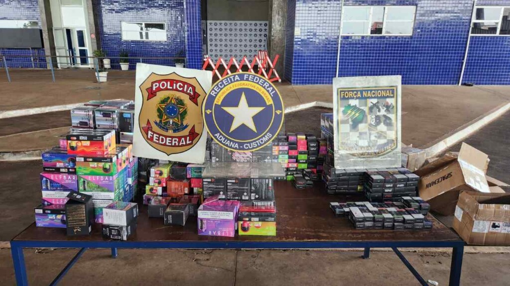 Homem tentava entrar no Brasil com R$ 90 mil em cigarros eletrônicos
