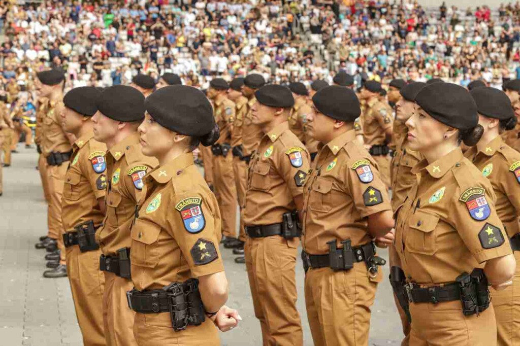 Concurso para policiais militares e bombeiros tem salário de R$ 6 mil