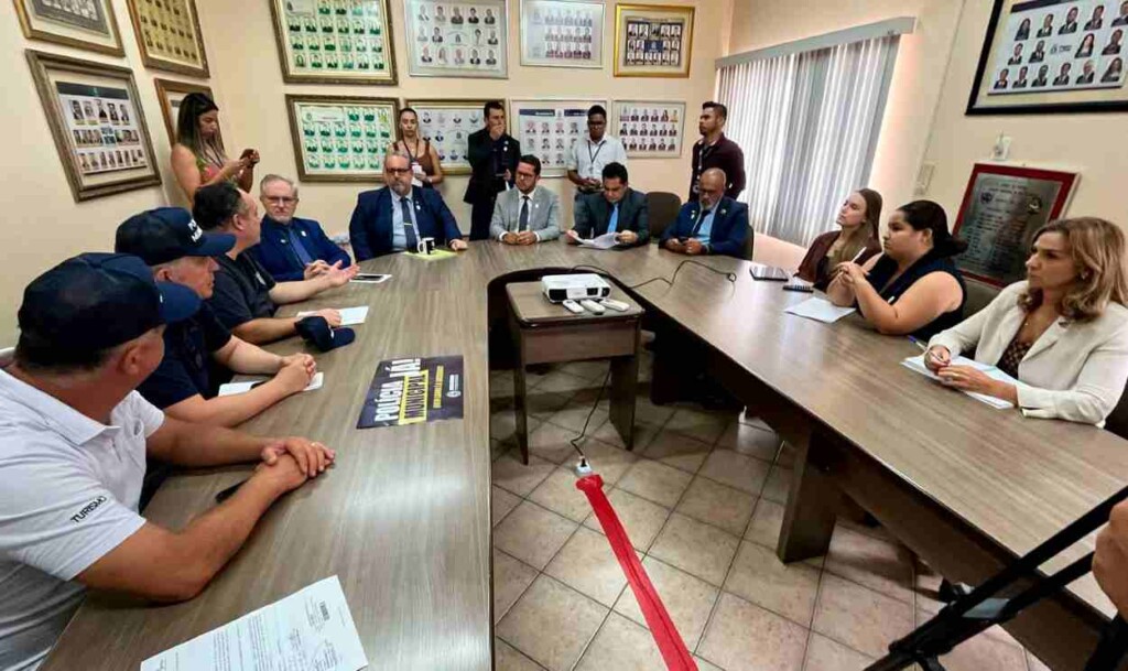 Guardas municipais cobram melhorias na carreira