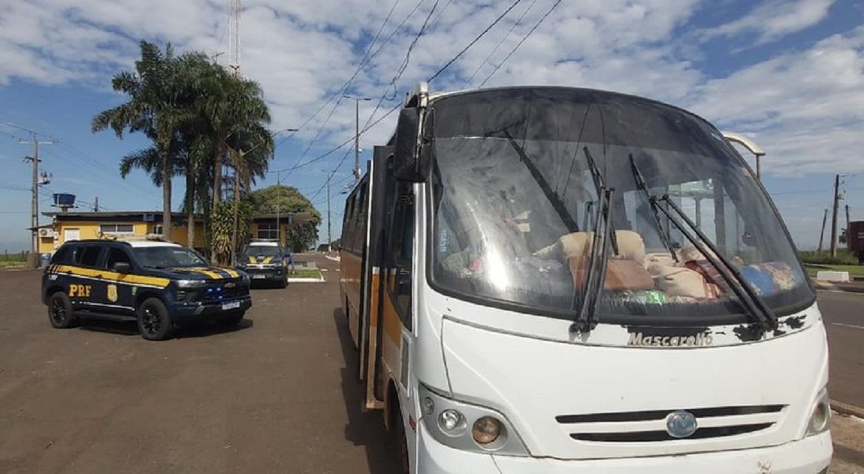 Ônibus transportava irregularmente 28 trabalhadores paraguaios