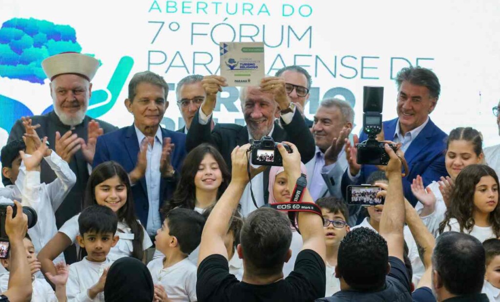 Foz do Iguaçu fortalece diálogo inter-religioso ao sediar fórum de turismo e fé