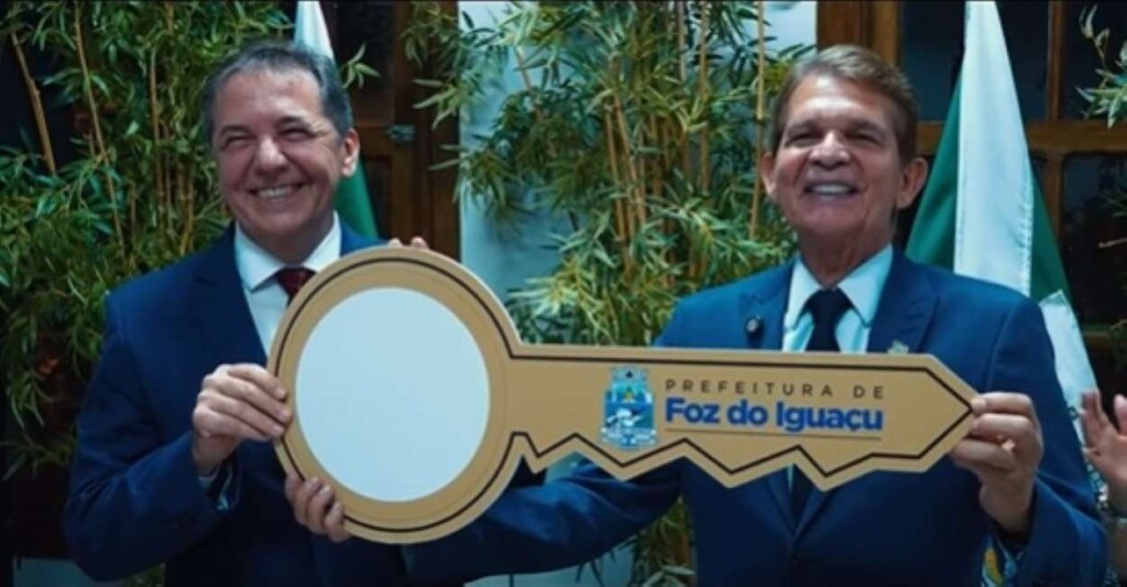 Silva e Luna libera Chico Brasileiro para fazer política
