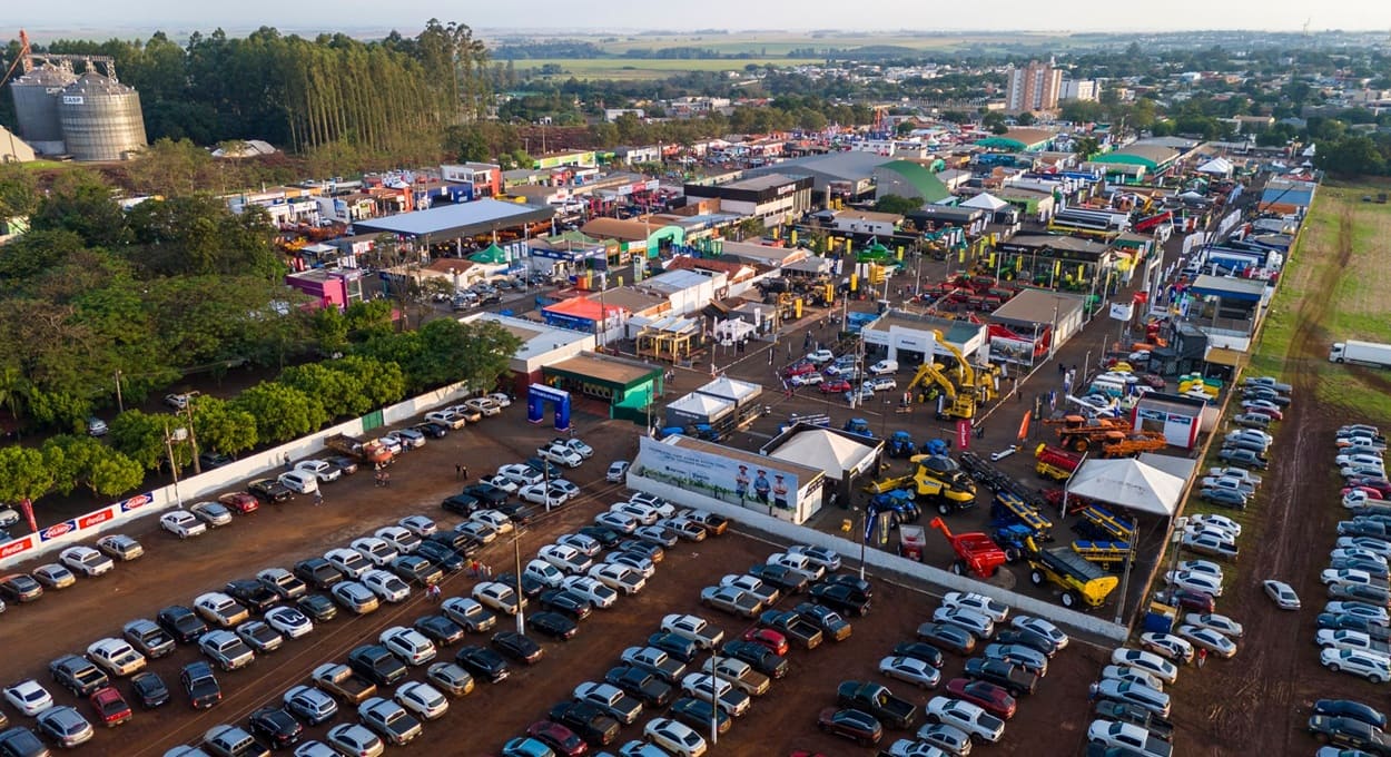 Vista aérea da Expo Santa Rita, que acontece no parque de exposições do CTG Índio José.