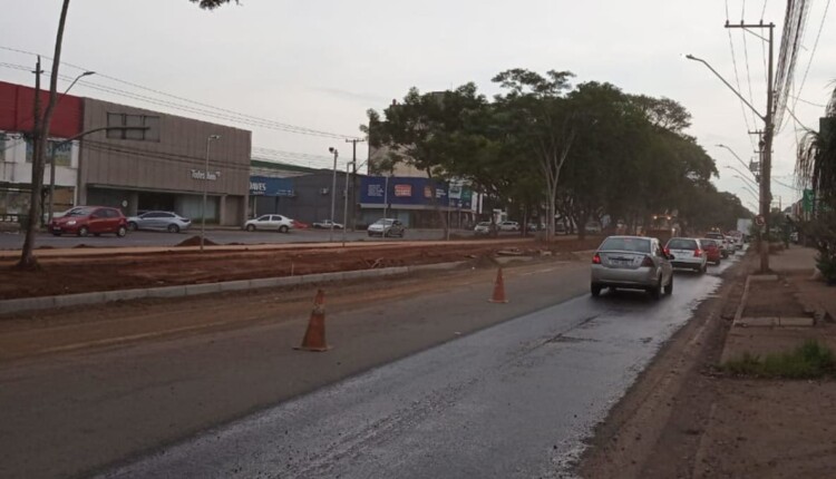 Avenida JK é um dos principais corredores Norte-Sul em Foz do Iguaçu.