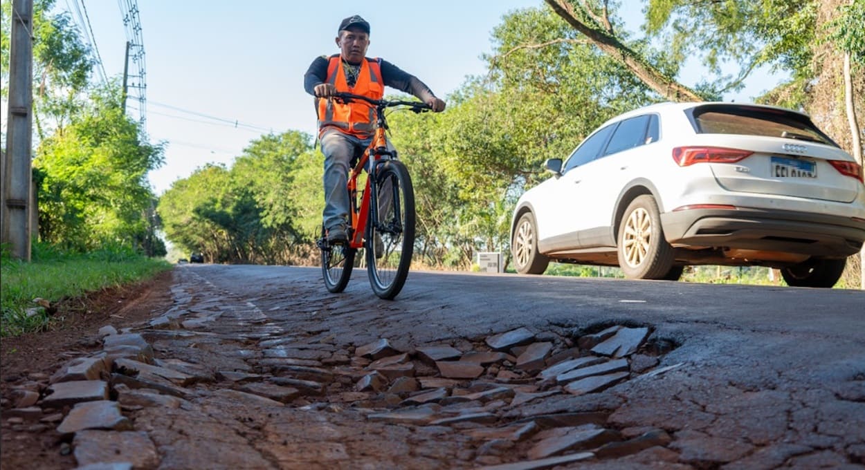 Conservação das ruas de Foz do Iguaçu está entre as principais pautas sugeridas pelos leitores do H2FOZ.