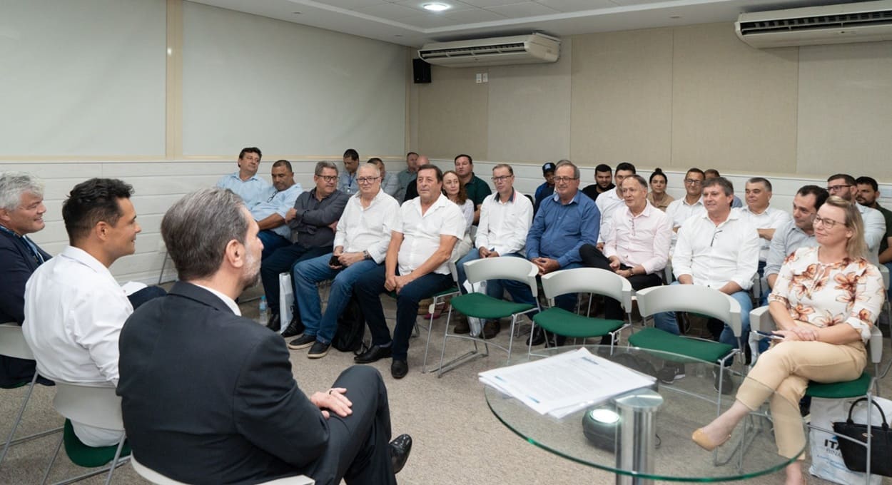 Conselho dos Lindeiros mantém parcerias com a usina de Itaipu para projetos integrados na região.
