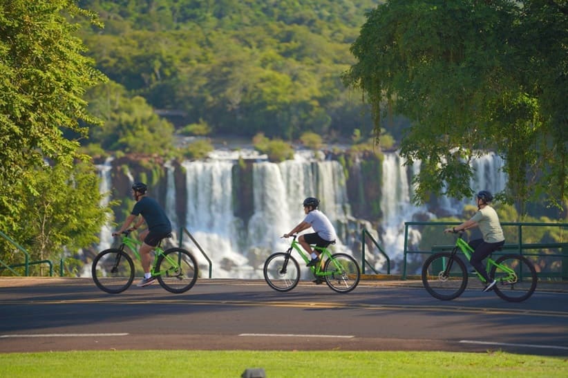 Ciclovia chega até o primeiro mirante das Cataratas.