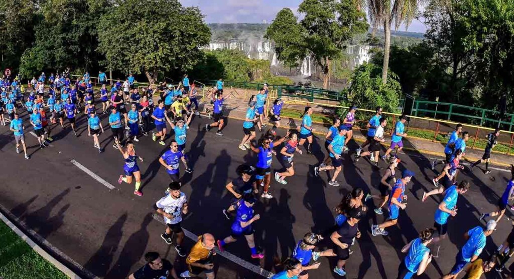 Parque Nacional do Iguaçu terá horário especial neste domingo (18)