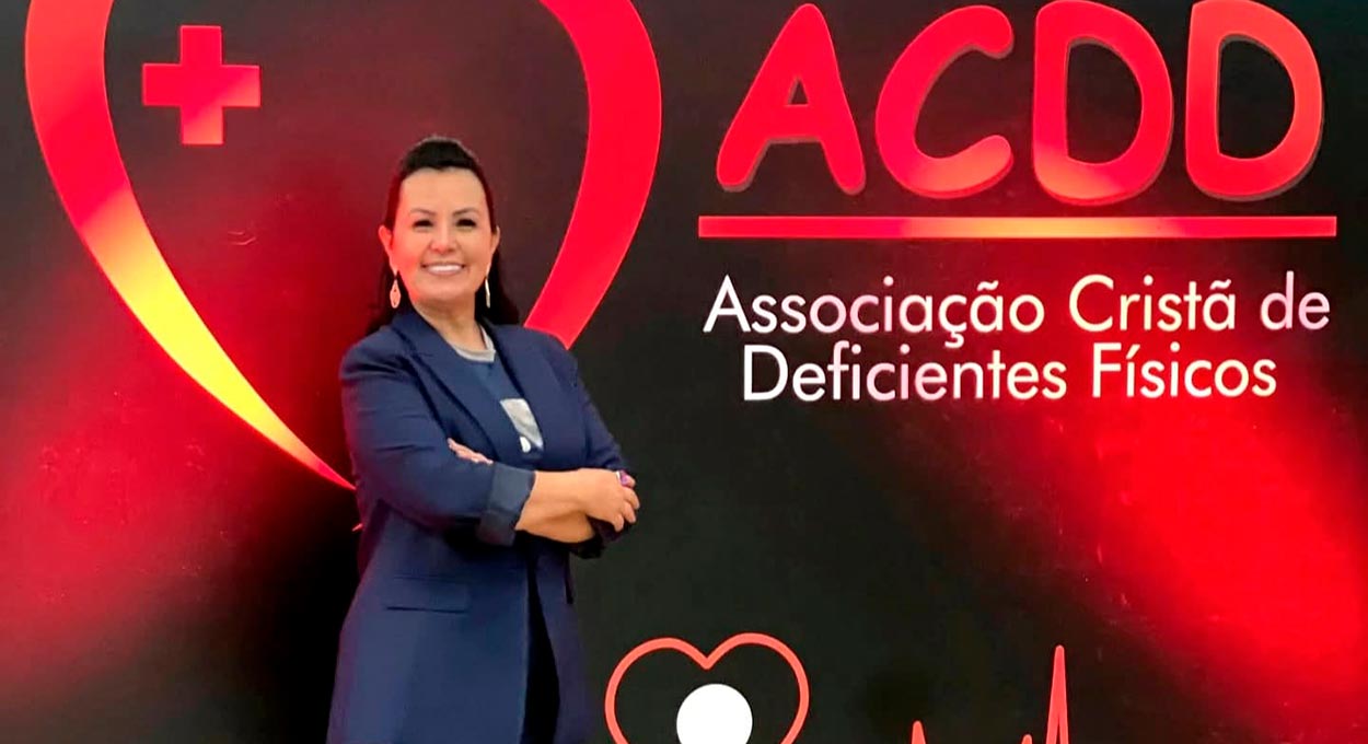 Neide Teodoro - presidente ACDD Foz
