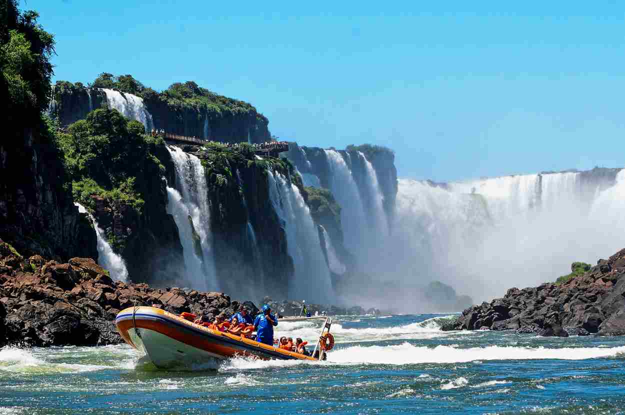Foz do Iguaçu desponta entre destinos preferidos por turistas internacionais em julho