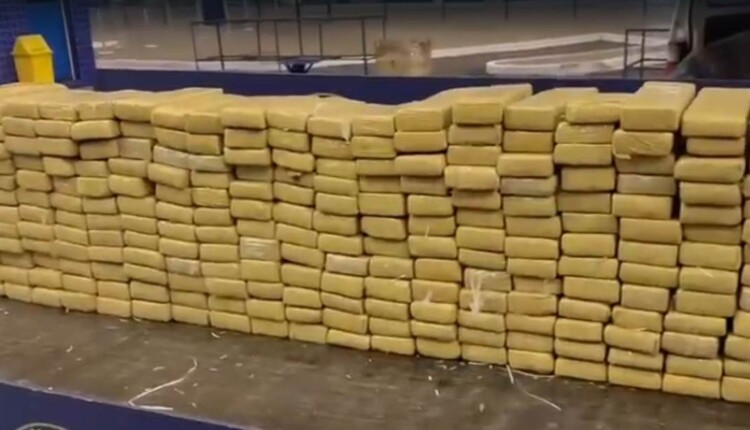 Motorista abandona droga na Ponte da Amizade e foge rumo ao Paraguai