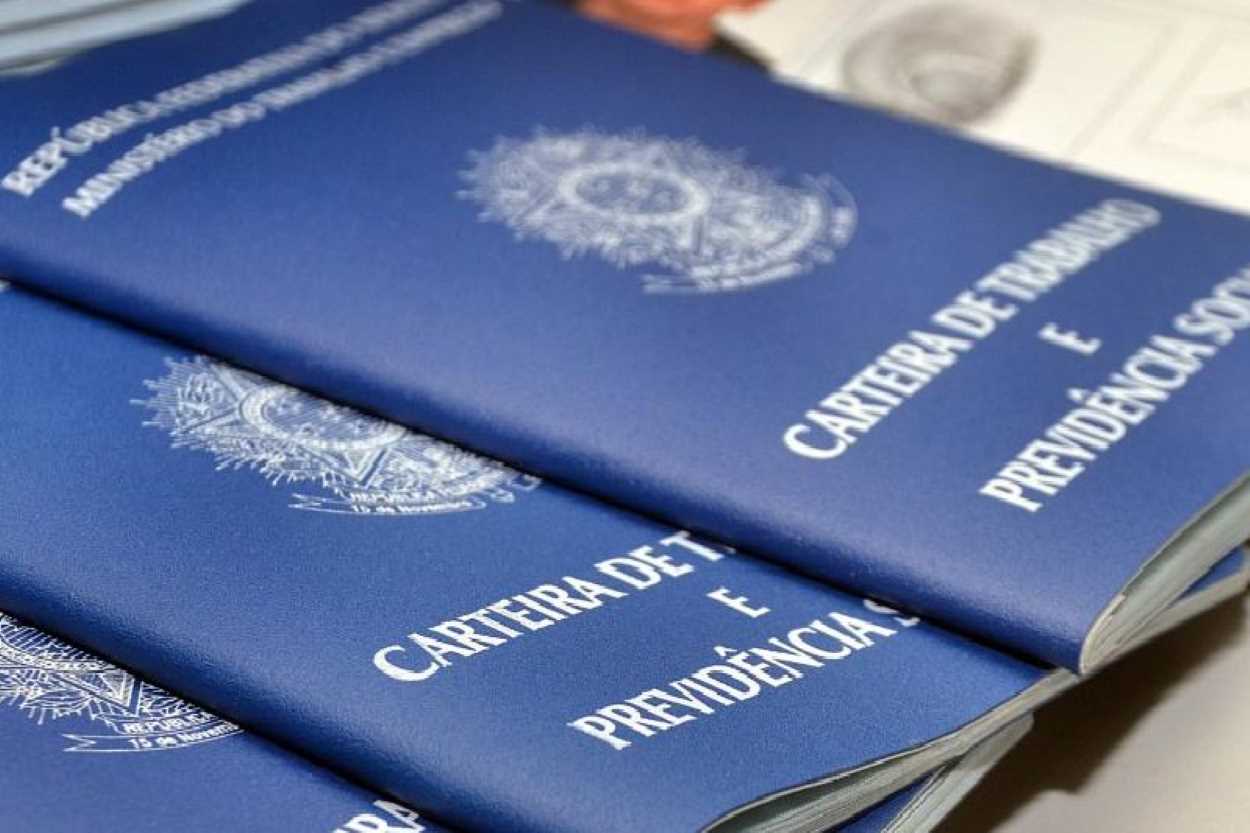 Mutirão em Foz tem 30 vagas de emprego para cooperativa da região