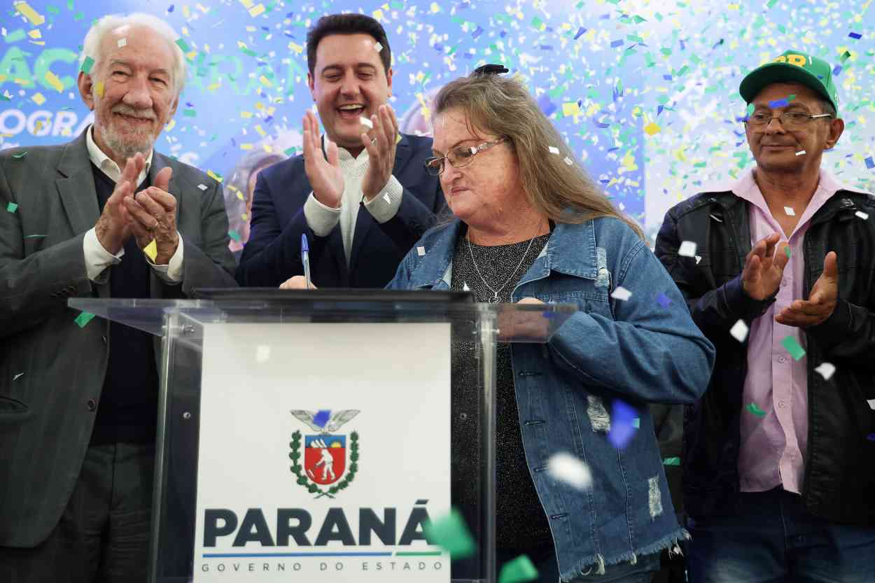 Paraná lança programa de casa própria para idosos