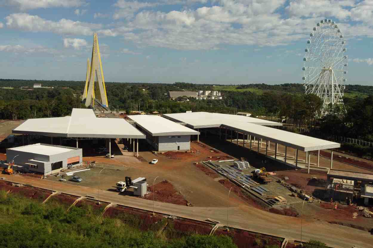 Perimetral Leste chega a 65% de execução da obra