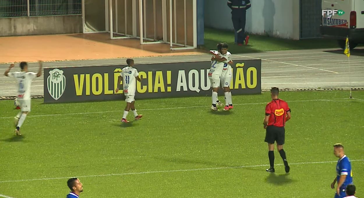 Com o triunfo, Foz do Iguaçu FC encaminha a classificação entre os quatro primeiros.