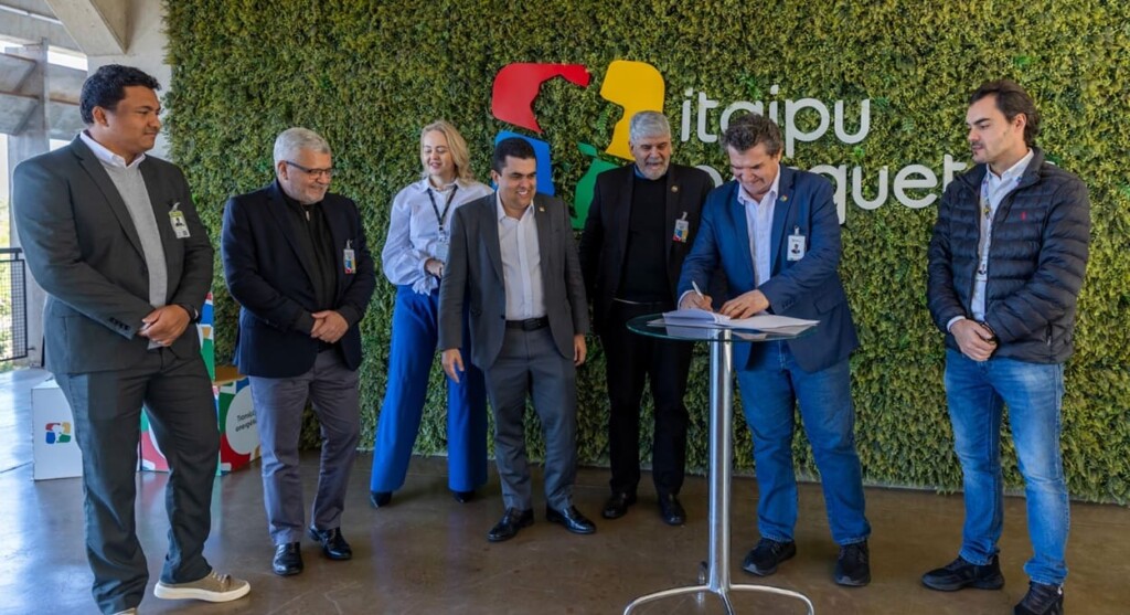 Itaipu Parquetec e Infraero firmam parceria para modernização de aeroportos