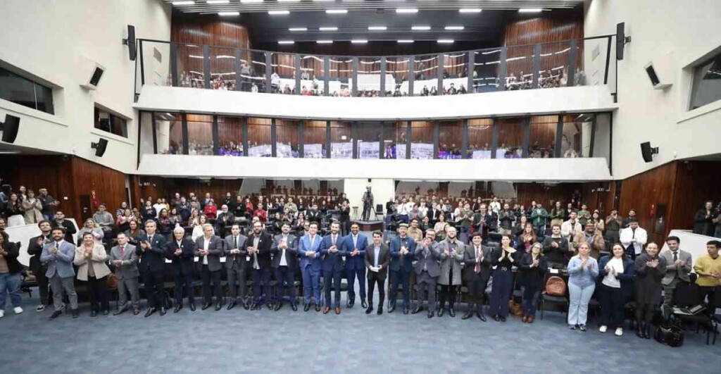 Parlamento Universitário promove treinamento sobre o Legislativo