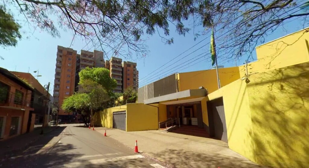 Brasileiro que atacou consulado a tiros morre no Paraguai