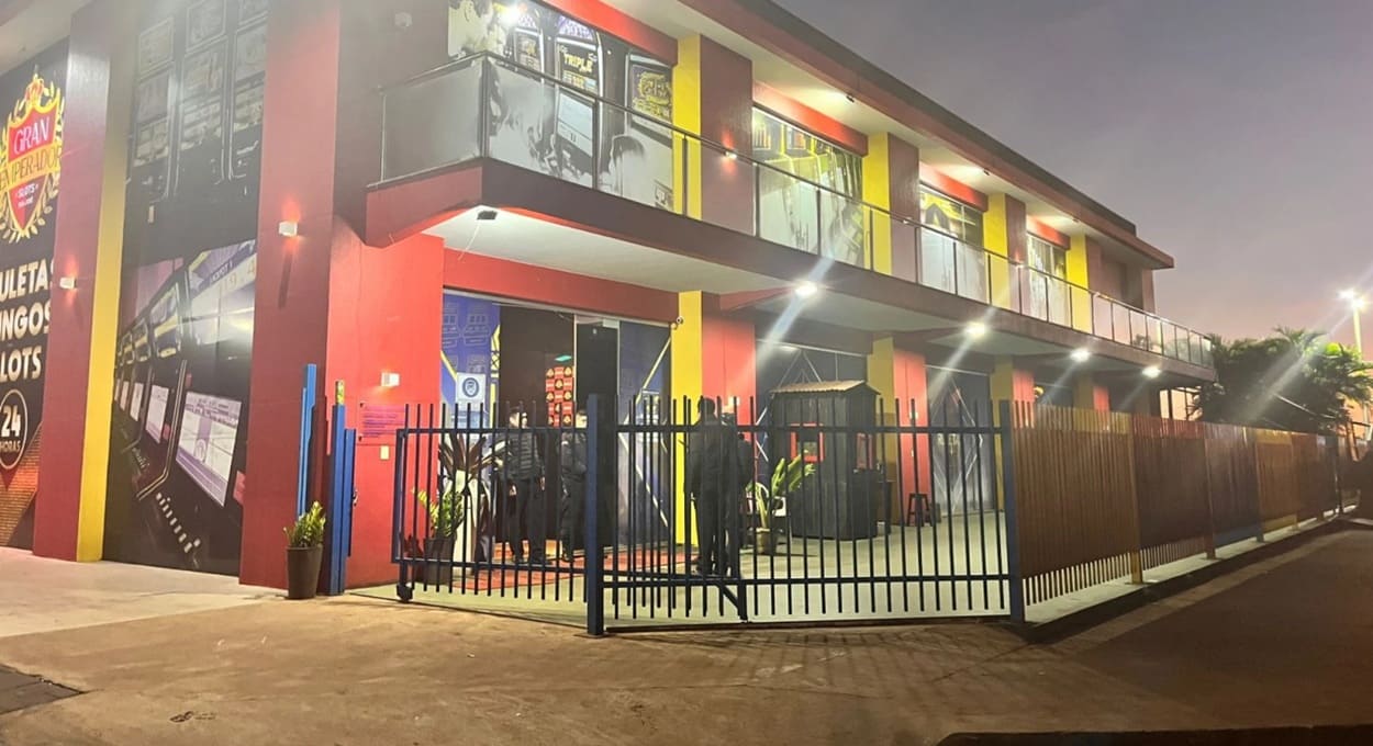 Bando armado rouba arrecadação de casa de apostas no Paraguai