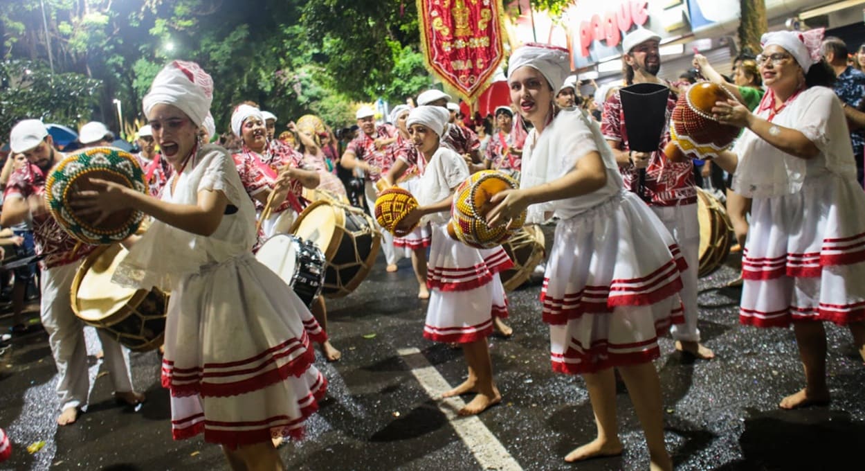 Foz do Iguaçu tem vários grupos dedicados ao maracatu.